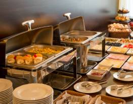 KRAKUS viešbutis Krokuvoje apgyvendinimas restoranas atostogų vandens parkas Krokuvoje